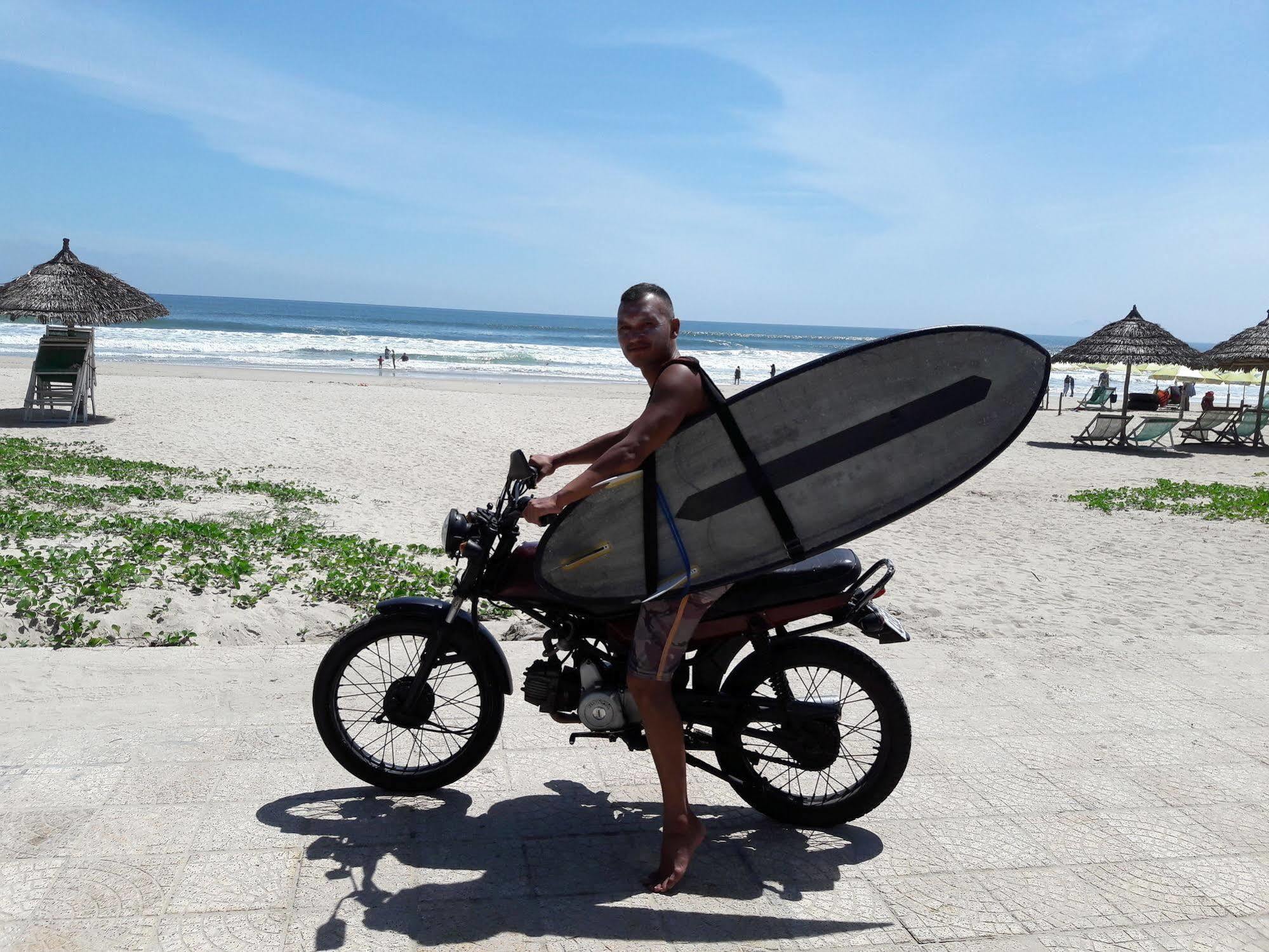 Hi Da Nang Beach Hostel Ngu Hanh Son Exteriör bild